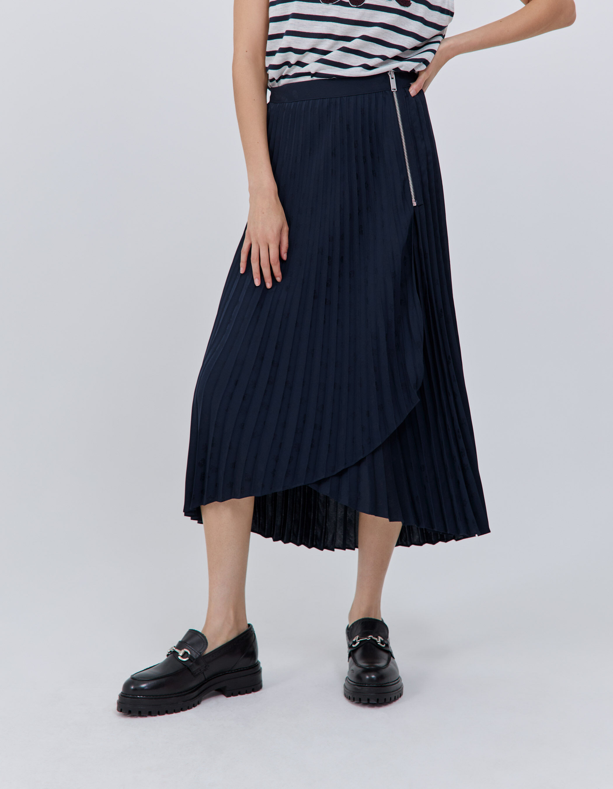 Jupe marine plissee jacquard motif tetes de mort Femme IKKS