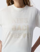 Camiseta blanca mensaje iridiscente-4