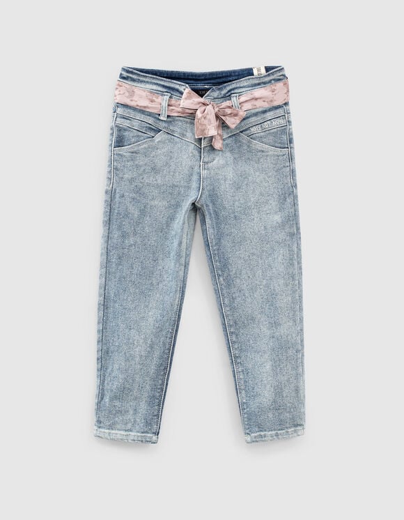Mädchen-Jeans, Mom-Stil, gesteppter Gürtel, in Light Blue