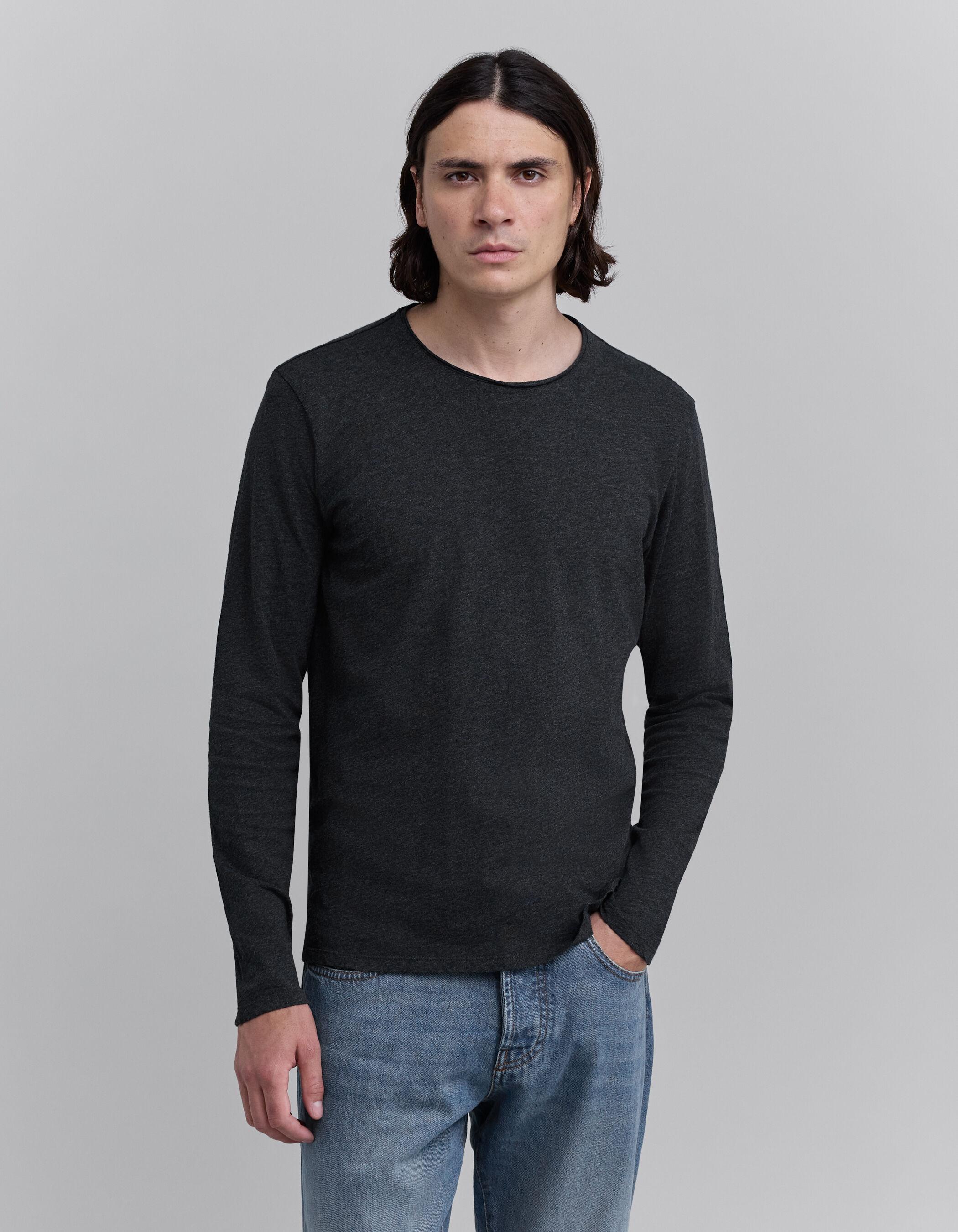 T shirt opgerolde mouwen heren 2025