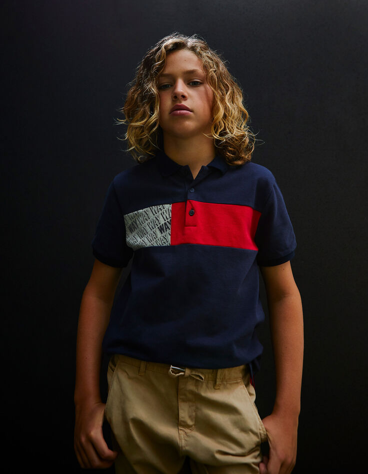 Polo navy con banda gris, blanco, rojo niño -1