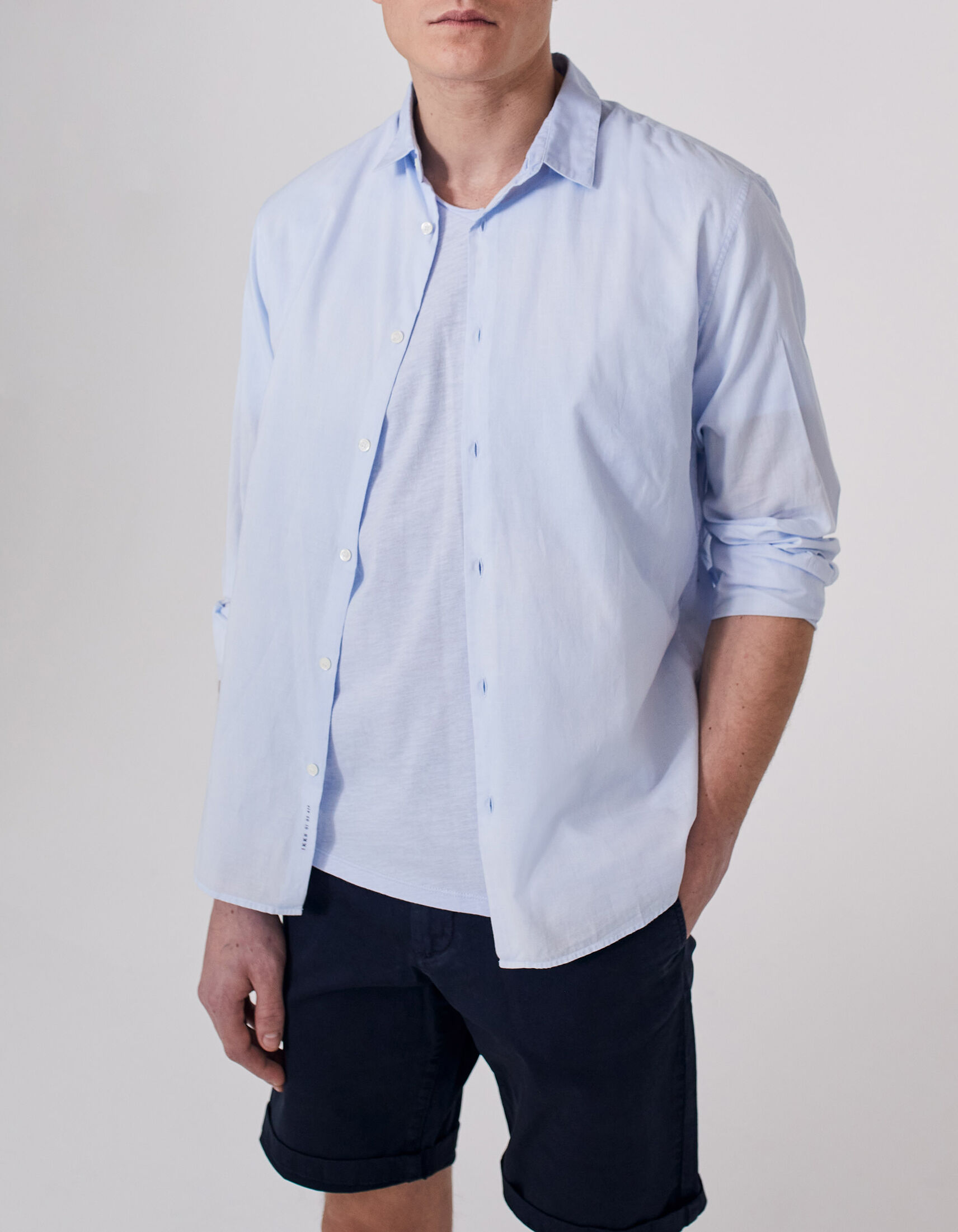 Chemise SLIM bleu ciel en voile Homme