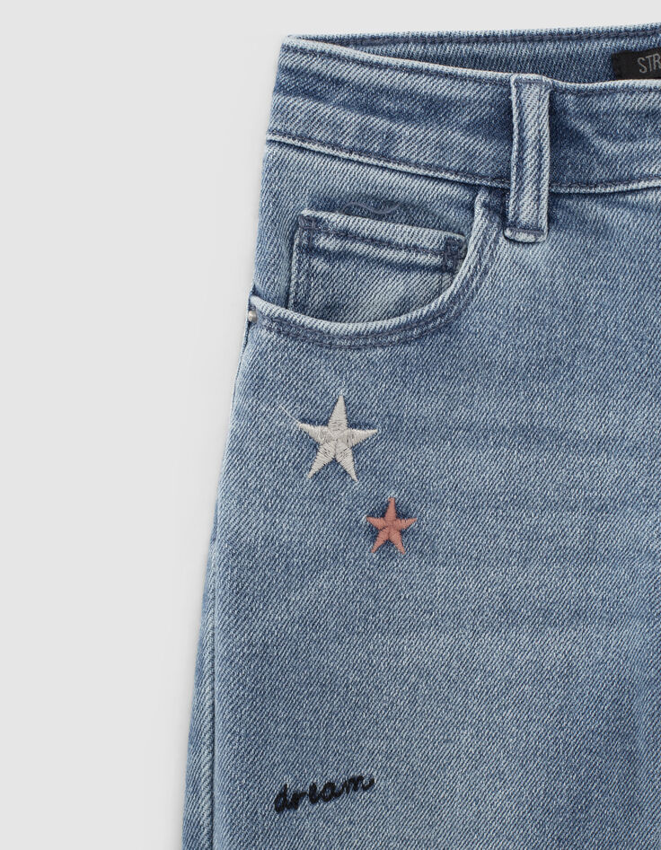 Vaqueros straight stone blue con bordados niña-5