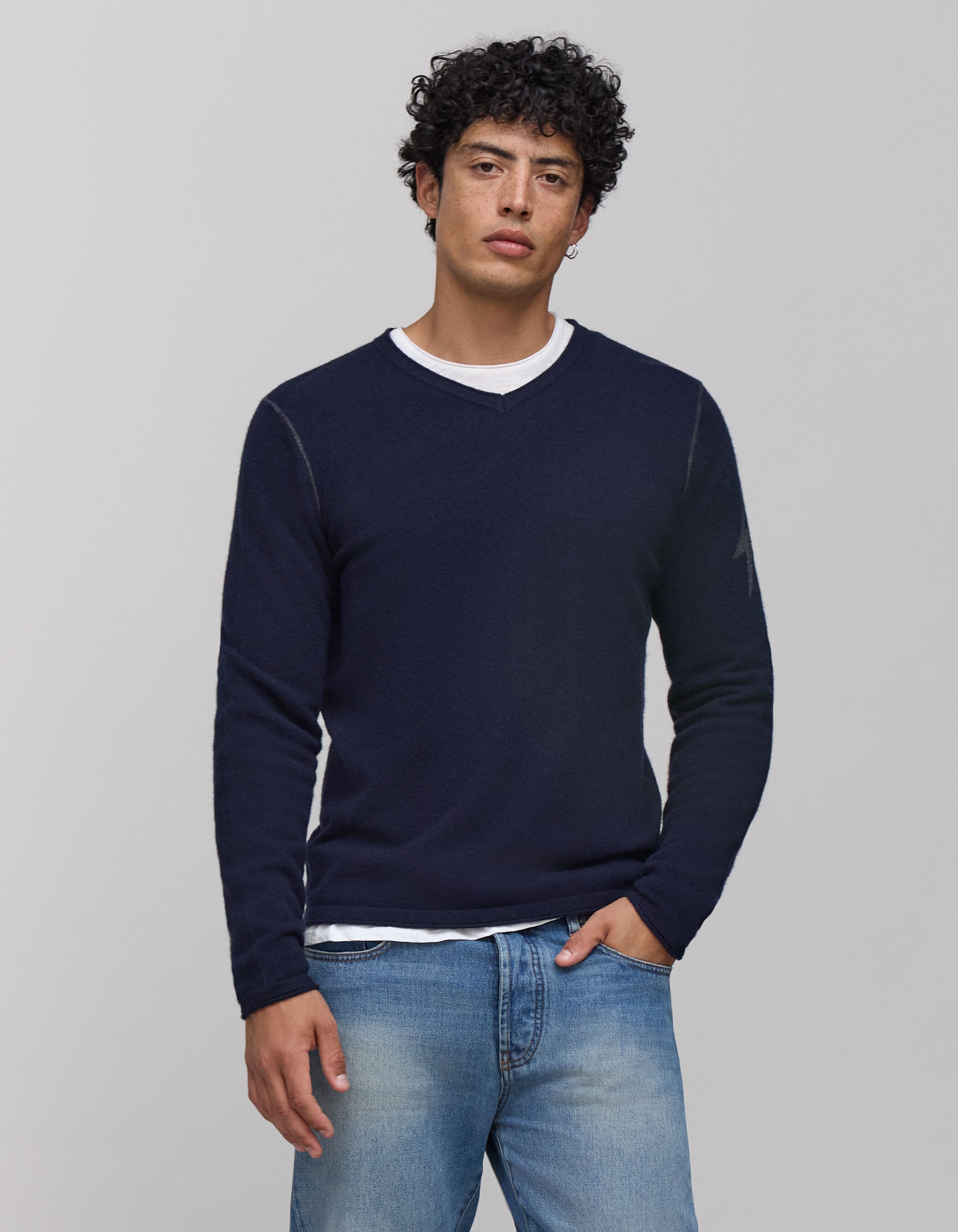 Pull marine 100 cachemire a encolure V Homme IKKS
