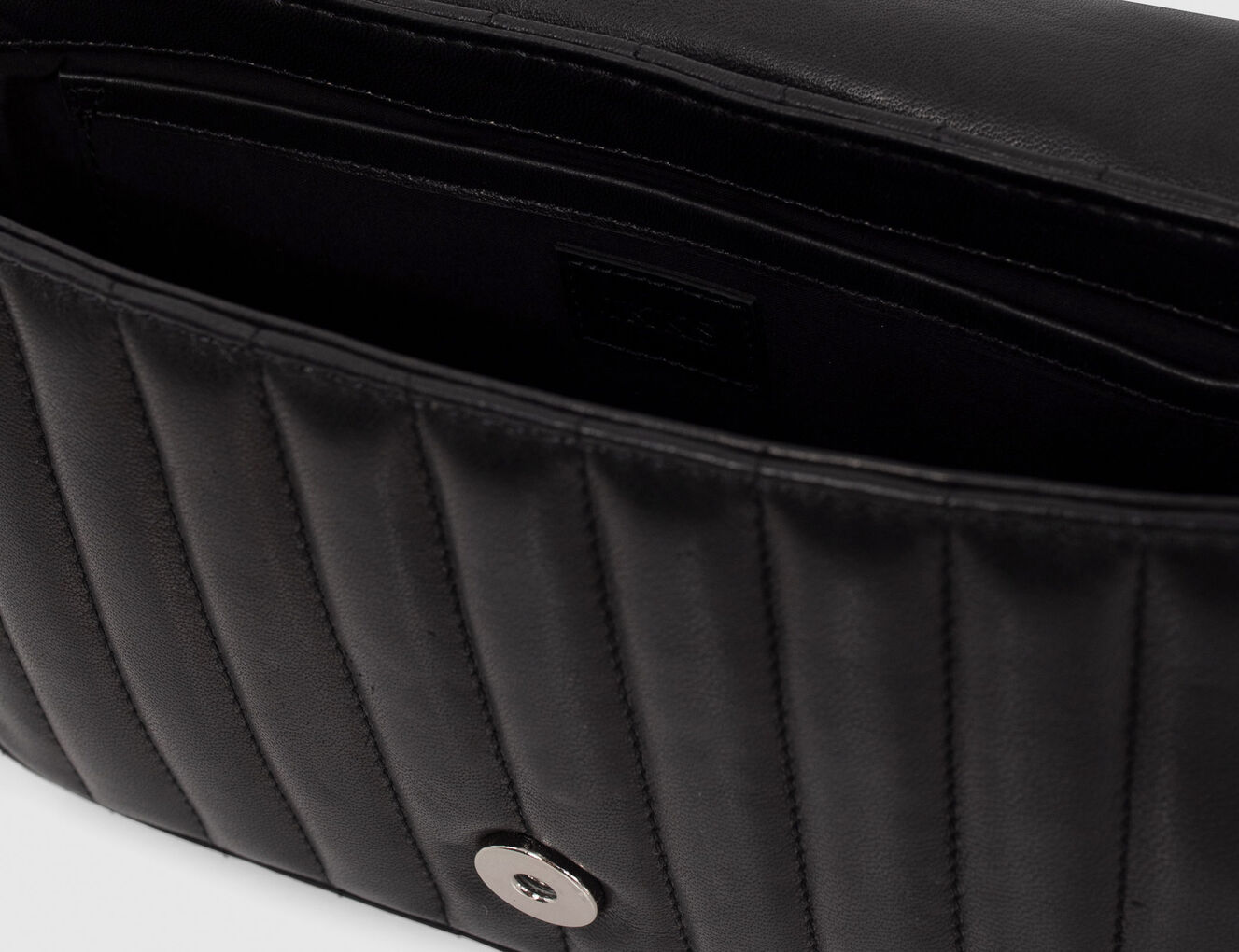Schwarze Damentasche 111 MADISON AVENUE aus Leder - IKKS-3