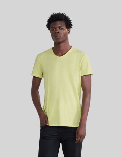 Anisgrünes Herren-T-Shirt L‘Essentiel mit V-Ausschnitt - IKKS