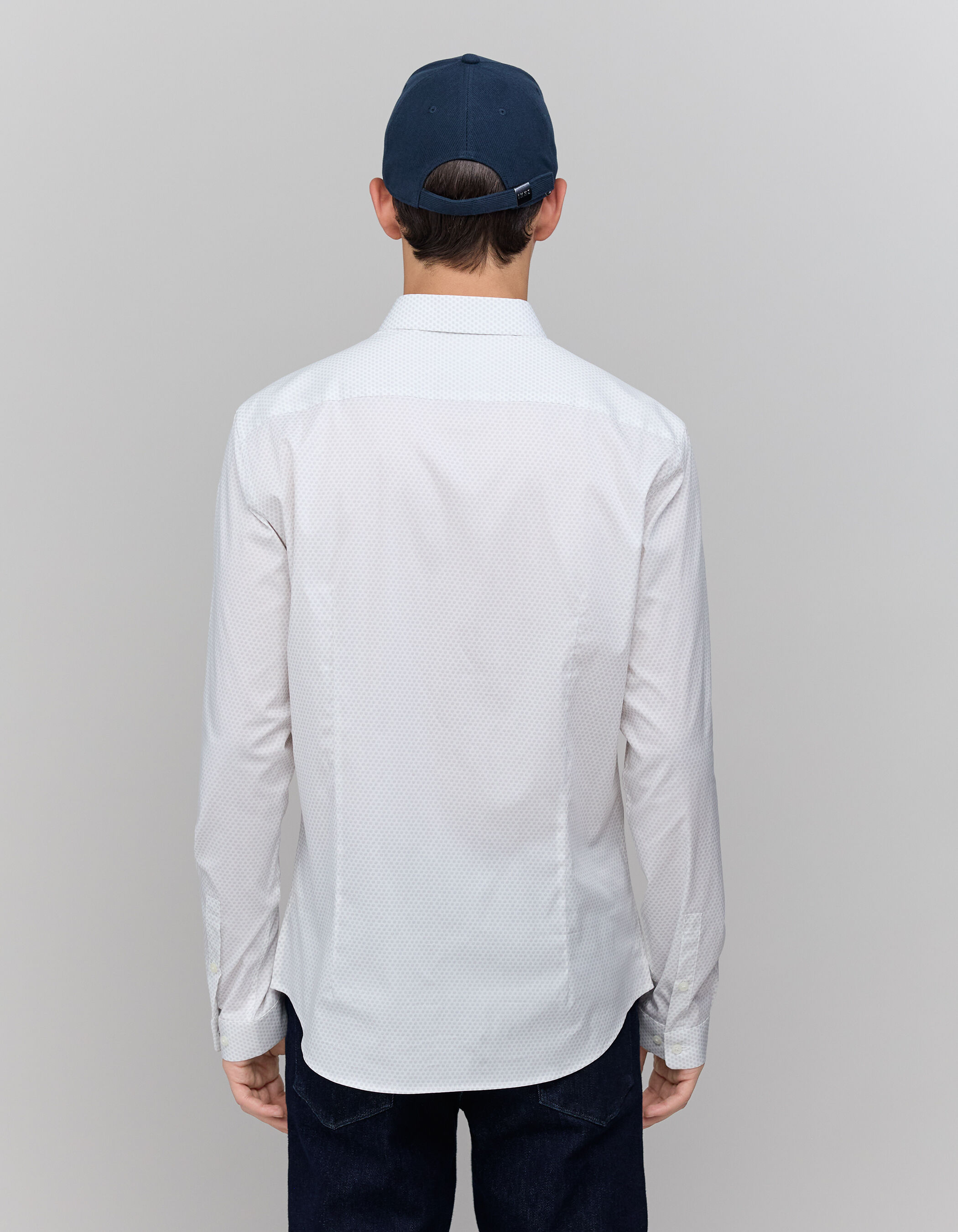 Men s off white SLIM shirt with grey polka dot print IKKS