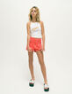 Short en jean rouge upcyclé poches plaquées fille-7
