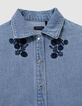 Camisa vaquera azul con bordado para ni&ntilde;a-3