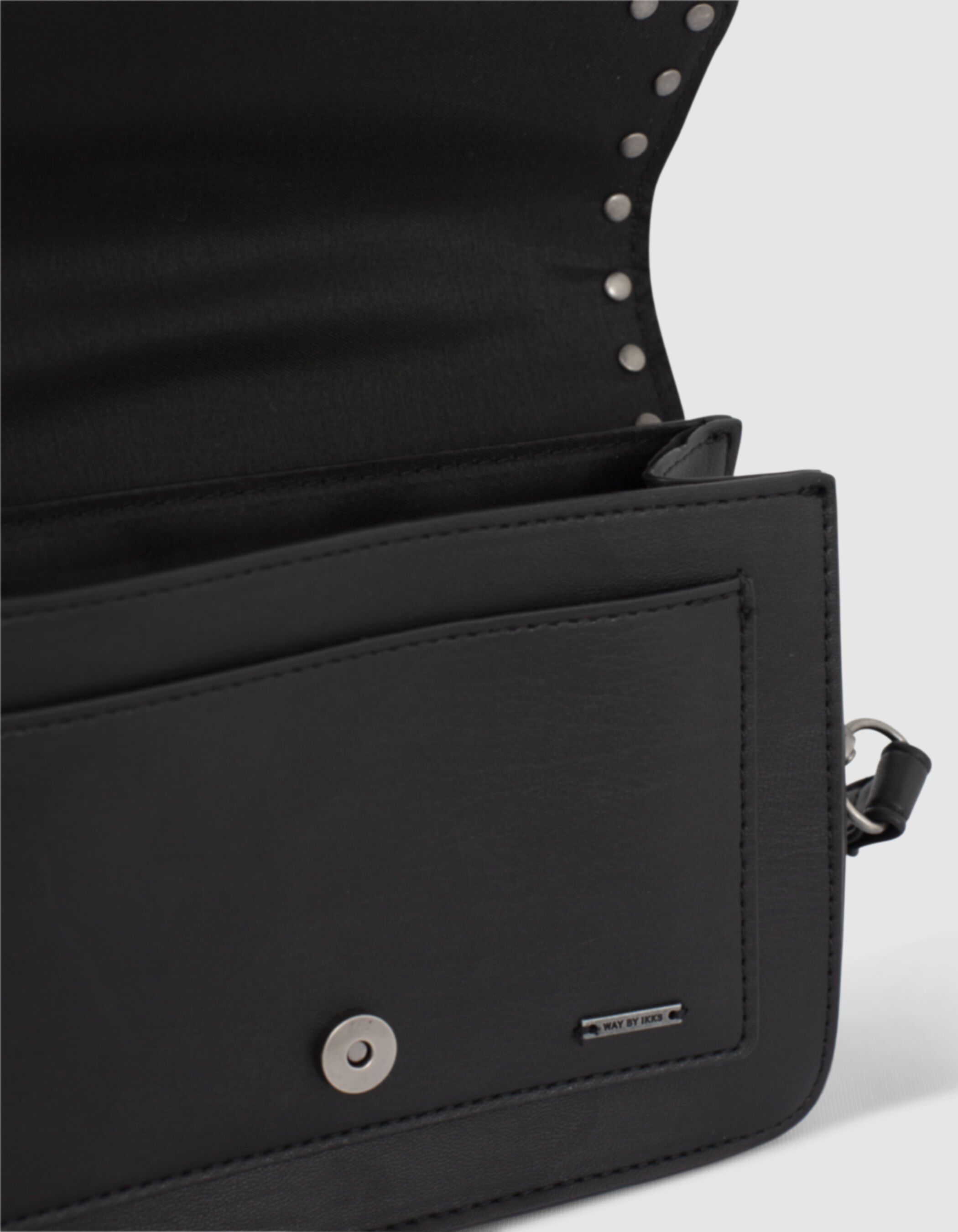 Sac a main noir a clous fille IKKS