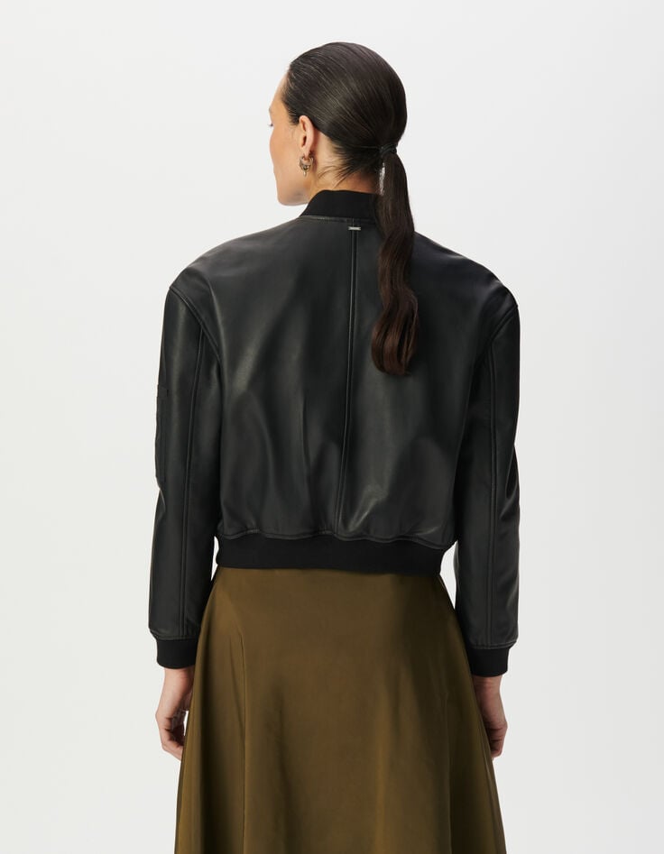 Schwarze Oversize-Damenbomberjacke aus Leder-3 Schwarze Oversize-Damenbomberjacke aus Leder-3