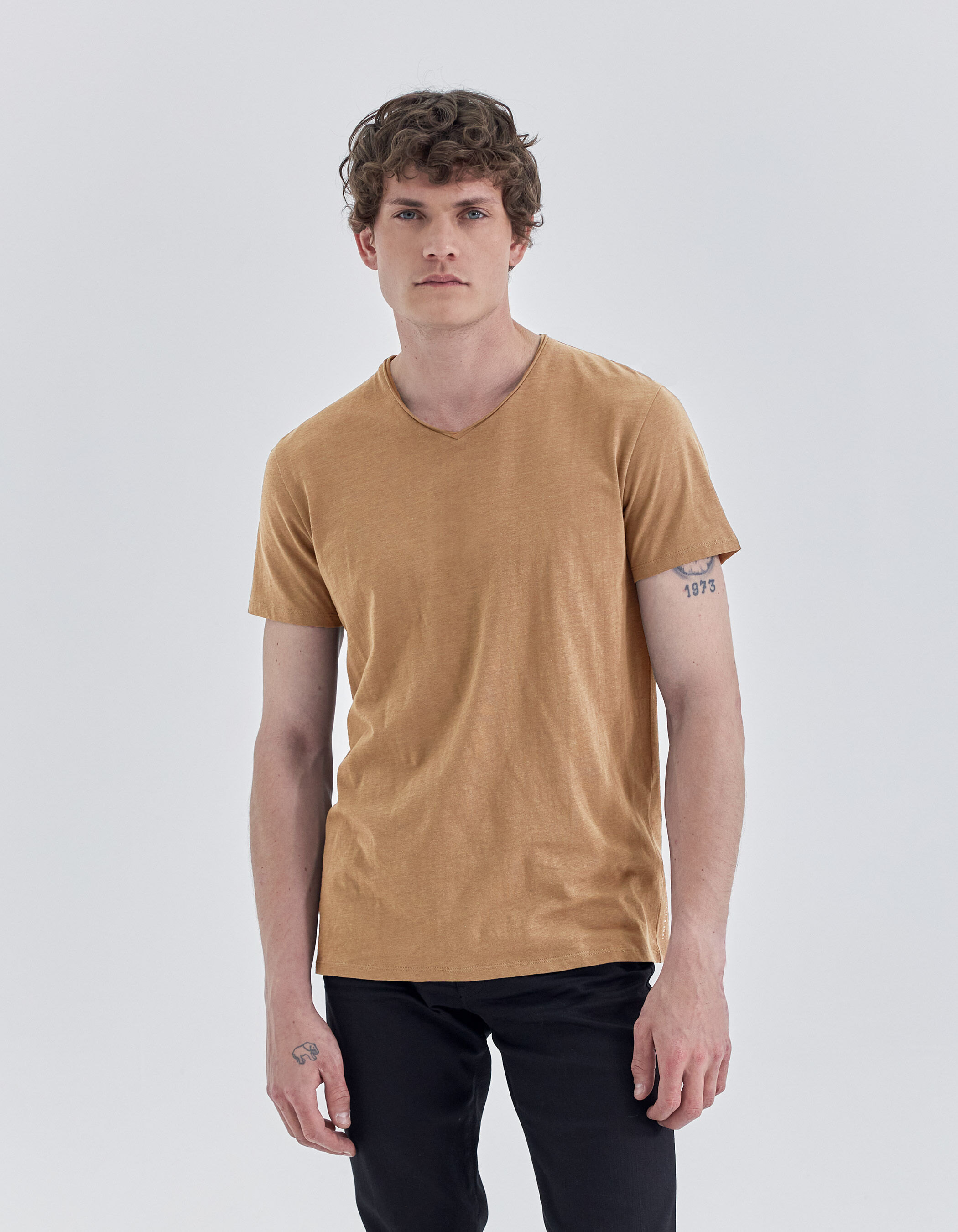 Tee shirt ikks homme sales
