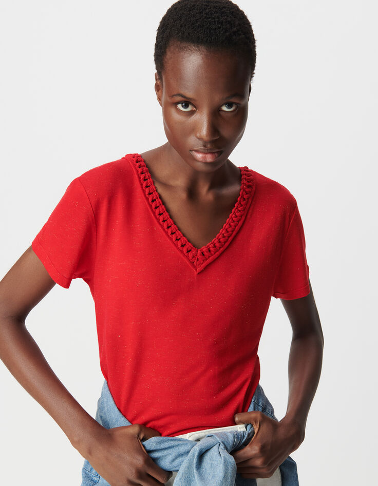 Tee-shirt rouge tressage encolure V Femme-5