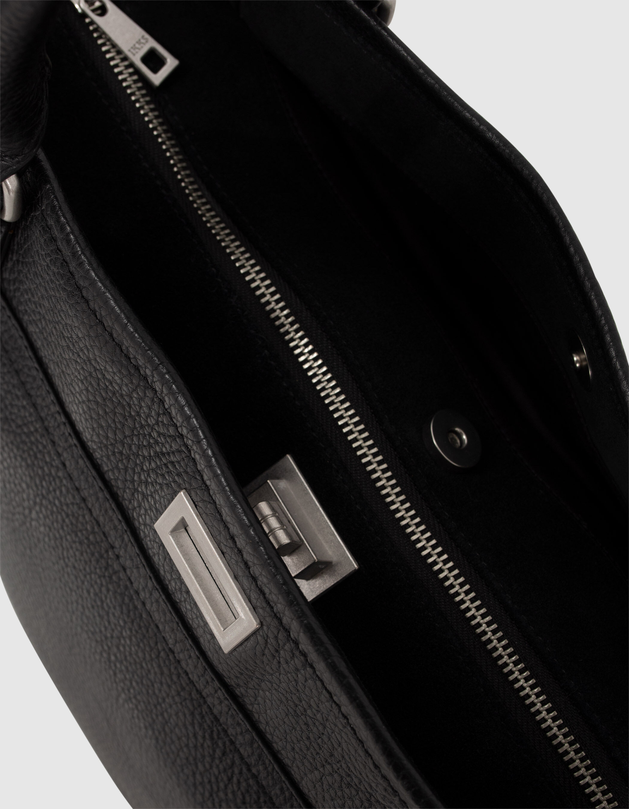 Women s black grained leather The Artist tote bag