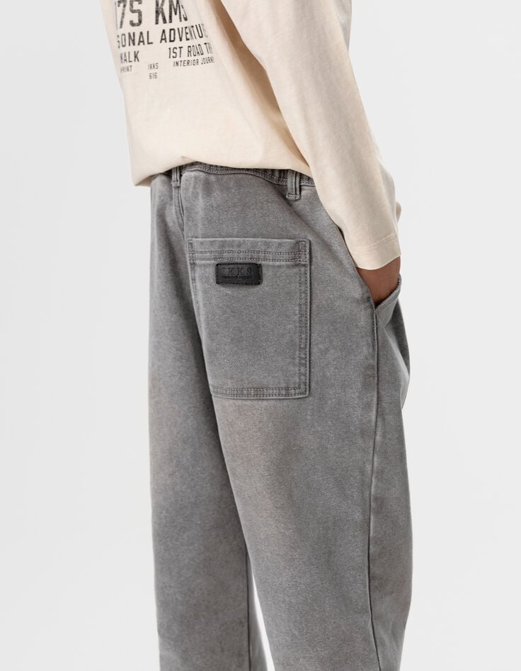 Jungen-Jogginghose mit elastischem Bund in Grau-4 Jungen-Jogginghose mit elastischem Bund in Grau-4