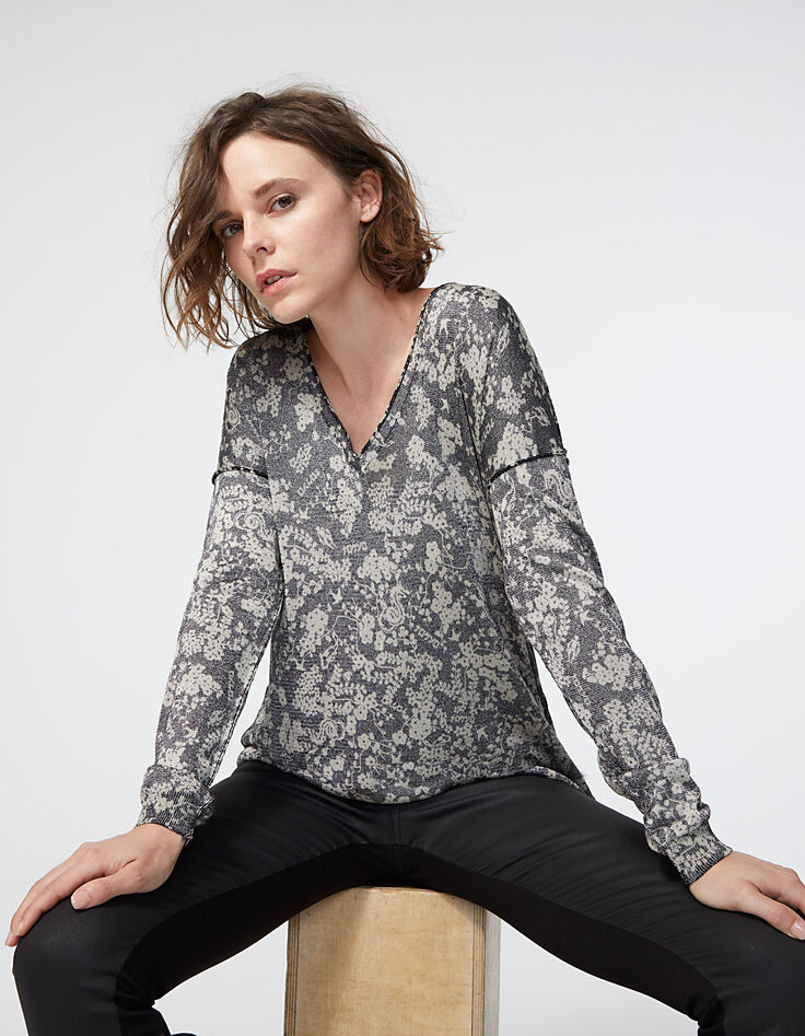 Pull col V en viscose imprimé floral métallisé femme-1 Pull col V en viscose imprimé floral métallisé femme-1