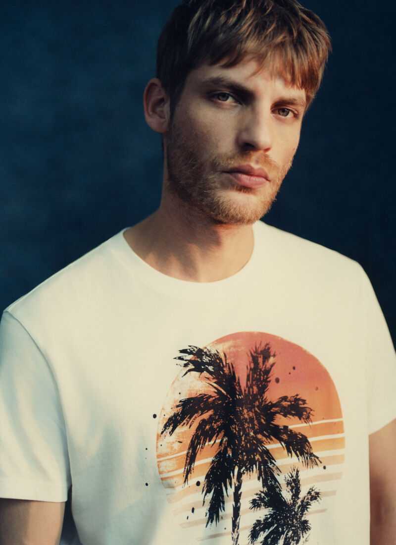 Men’s white organic cotton T-shirt with palm tree image - IKKS