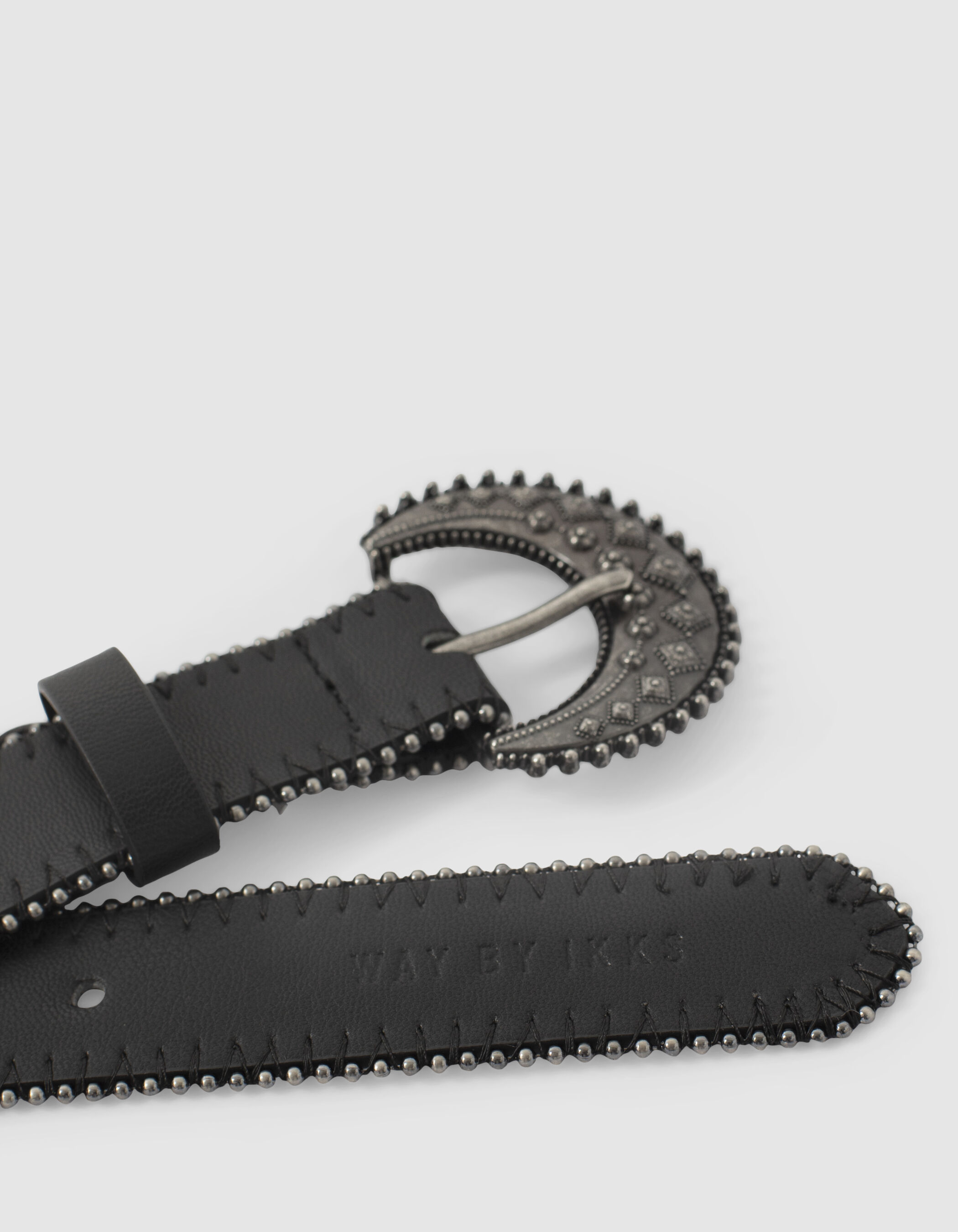 Ceinture noire avec boucle gravee fille IKKS