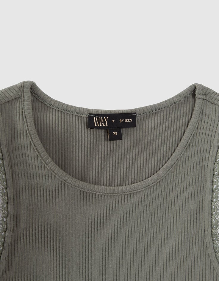 Camiseta tirantes caqui encaje sisas niña-2