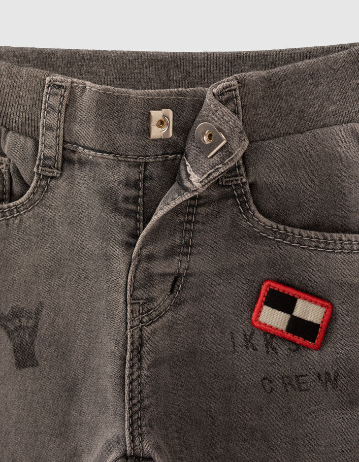 Baby boys’ grey jeans with print and badge - IKKS