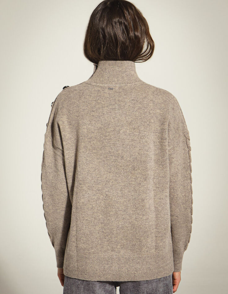 Pull en laine coloris sable boutons épaules femme-3