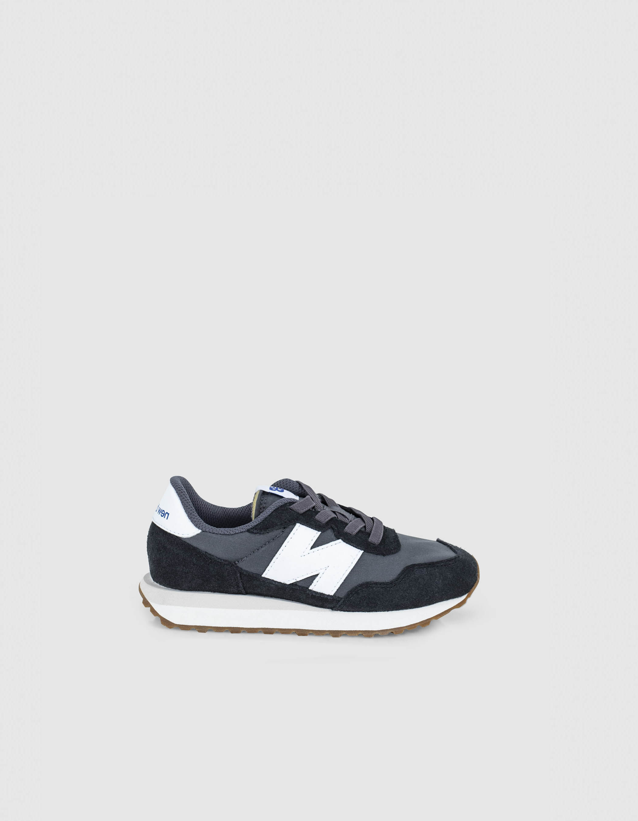 Kids' black New Balance 237® trainers