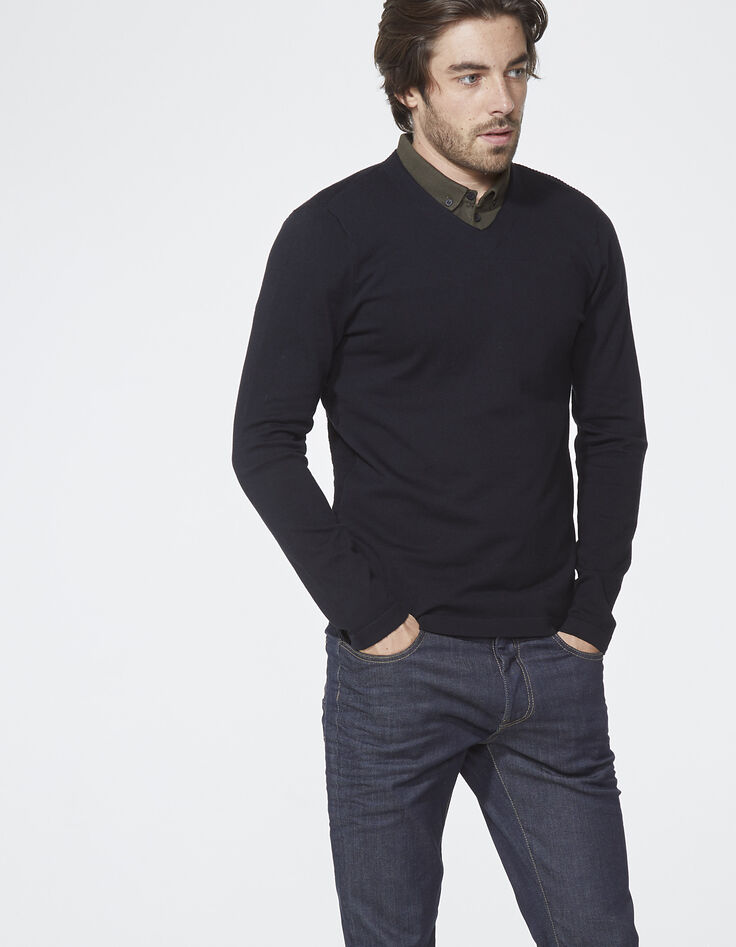Men's black V-neck sweater-2