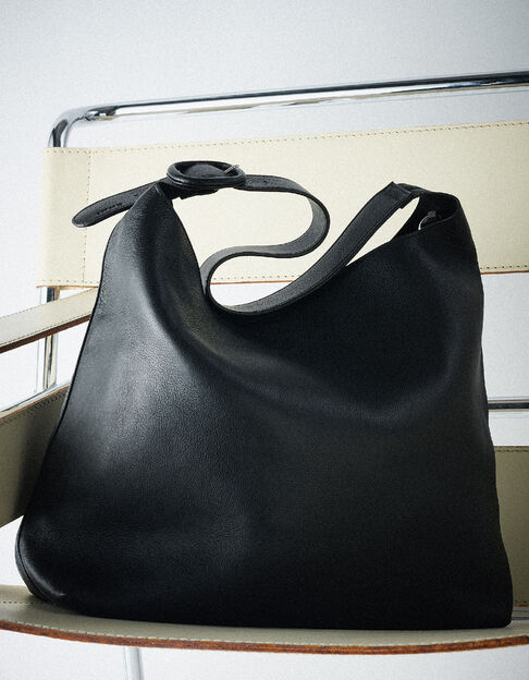 Sac noir cuir forme seau Taille L Femme  - IKKS