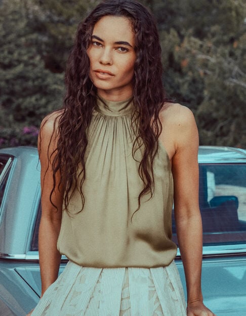 Top sans manches vert satin&eacute; Femme - IKKS
