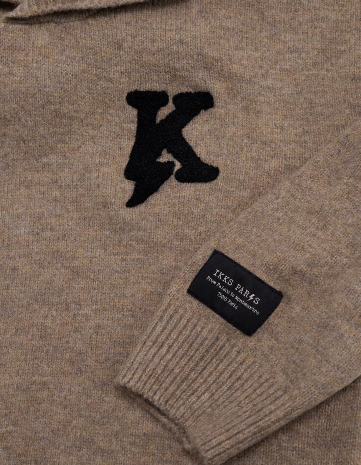 Pull camel tricot badge K broderie bouclette garçon-7