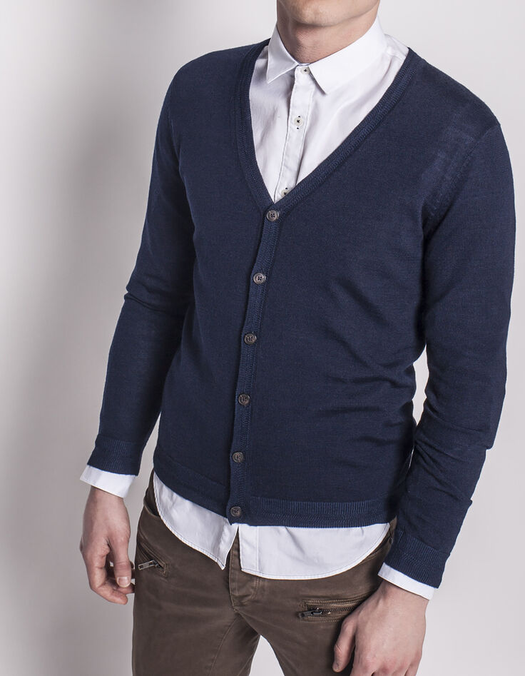 Cárdigan pico hombre-1