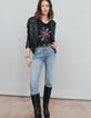 Damen-T-Shirt aus EcoVero™-Viskose mit Rockermotiv-7