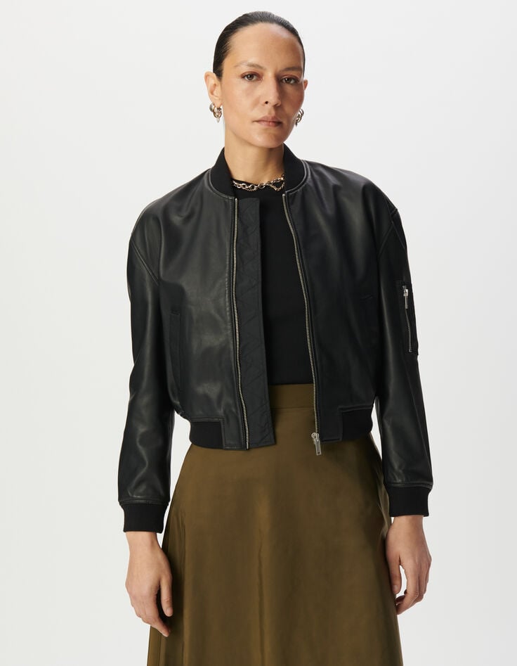 Schwarze Oversize-Damenbomberjacke aus Leder-2 Schwarze Oversize-Damenbomberjacke aus Leder-2