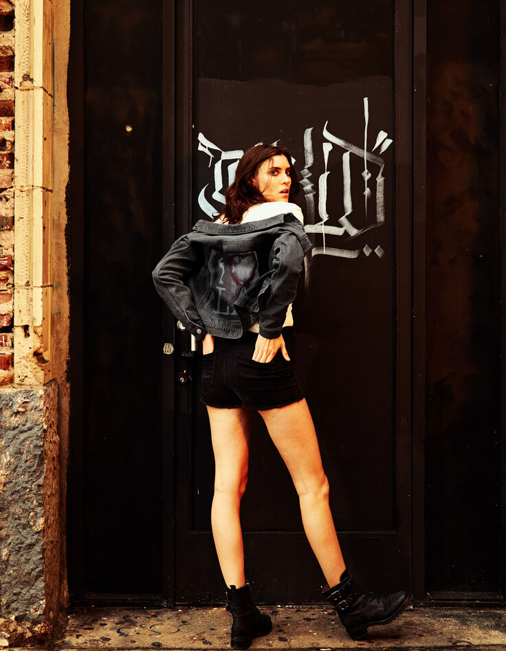Chaqueta corta de denim visual espalda Thrashbird mujer-1 Chaqueta corta de denim visual espalda Thrashbird mujer-1