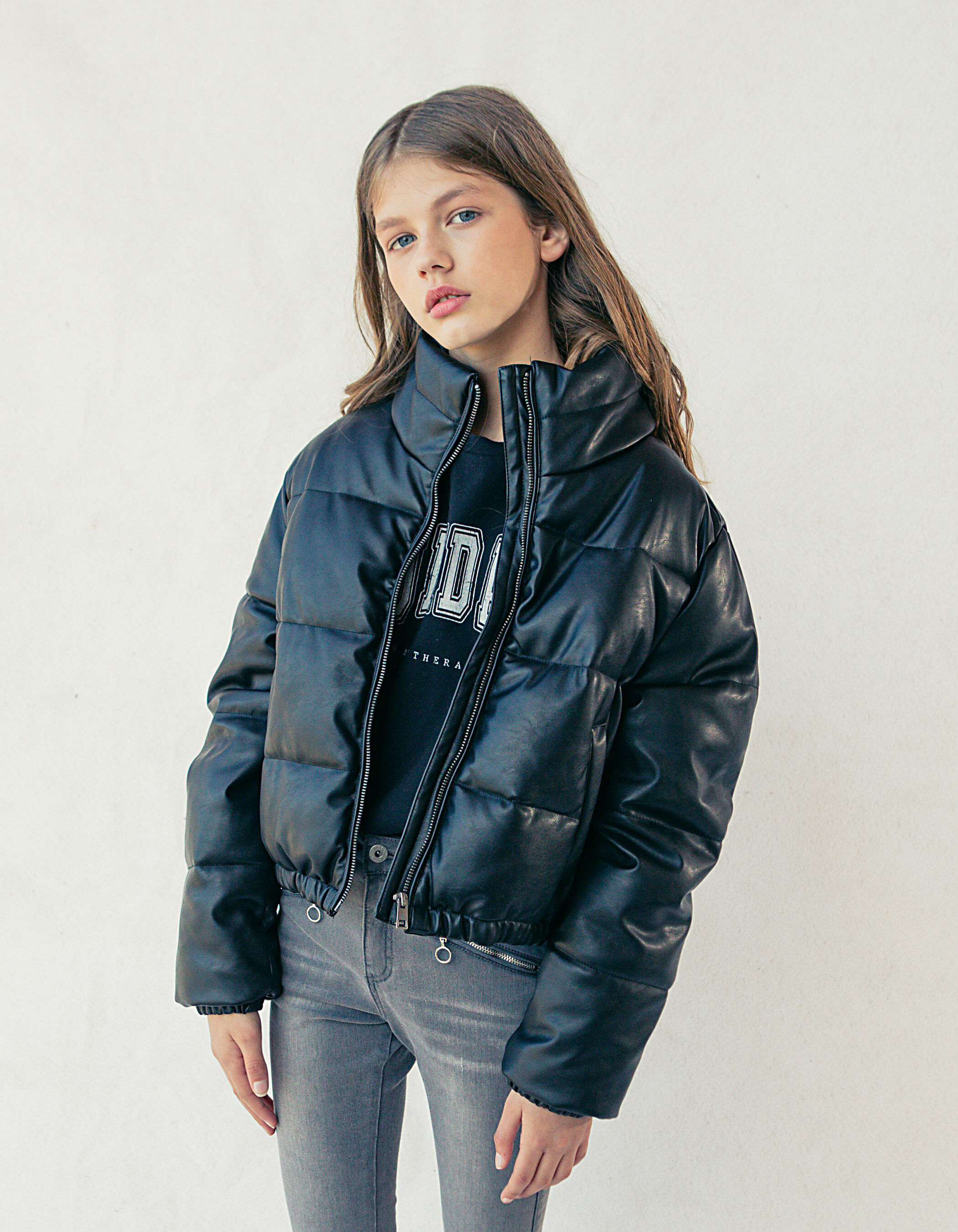 Doudoune courte noire en cuir synthetique fille IKKS