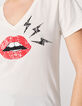 Weißes Damen-T-Shirt  mit Acid-Wash-Optik und Lippen-Motiv-4