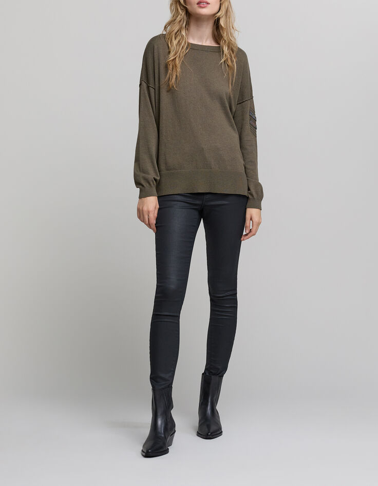 Women’s khaki boat neck sweater with stitch/chain chevron-7
