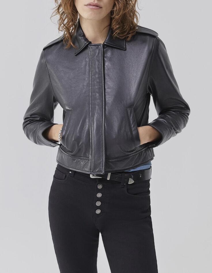 Veste courte en cuir noir avec pattes épaules Femme-5