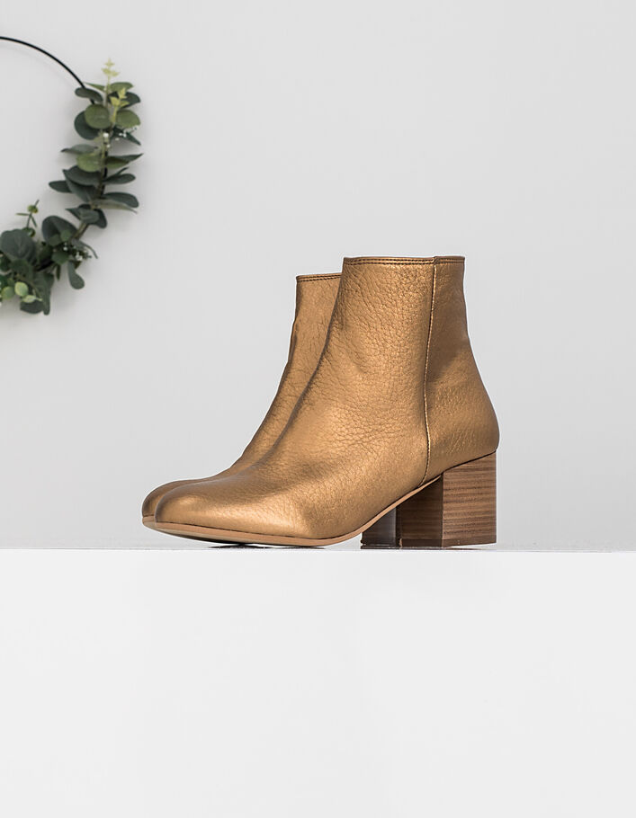 I.Code metallic boots