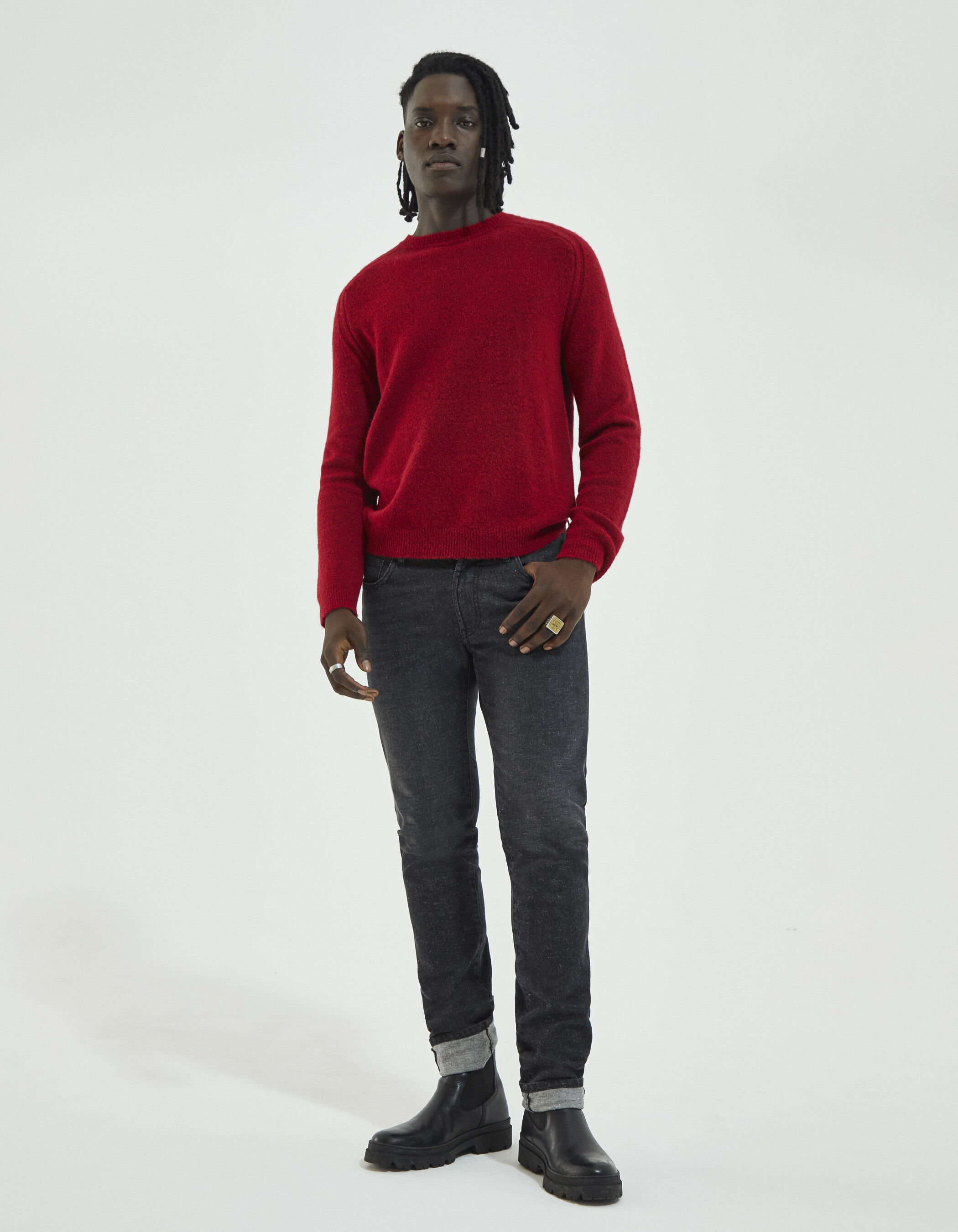 Men red top sweater