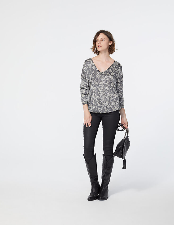 Pull col V en viscose imprimé floral métallisé femme-6 Pull col V en viscose imprimé floral métallisé femme-6