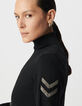 Pull col roulé maille tricot bijoux esprit militaire femme-5