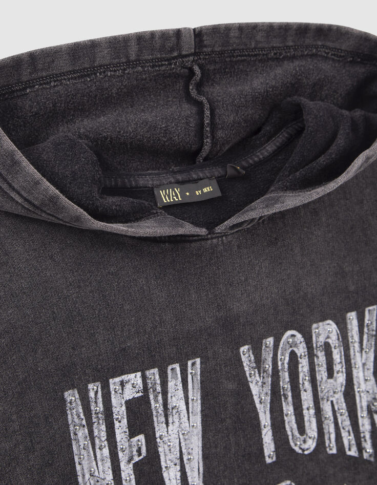 Sudadera gris mensaje letras y tachuelas ni&ntilde;a-2