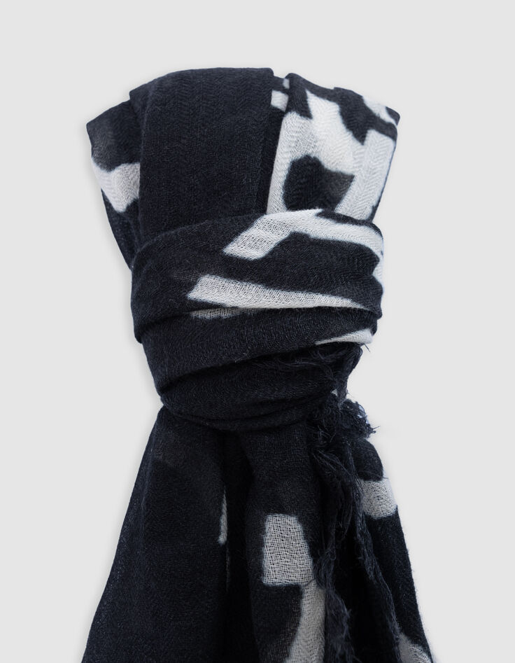 Foulard noir jacquard et broderie messages Femme-2 Foulard noir jacquard et broderie messages Femme-2