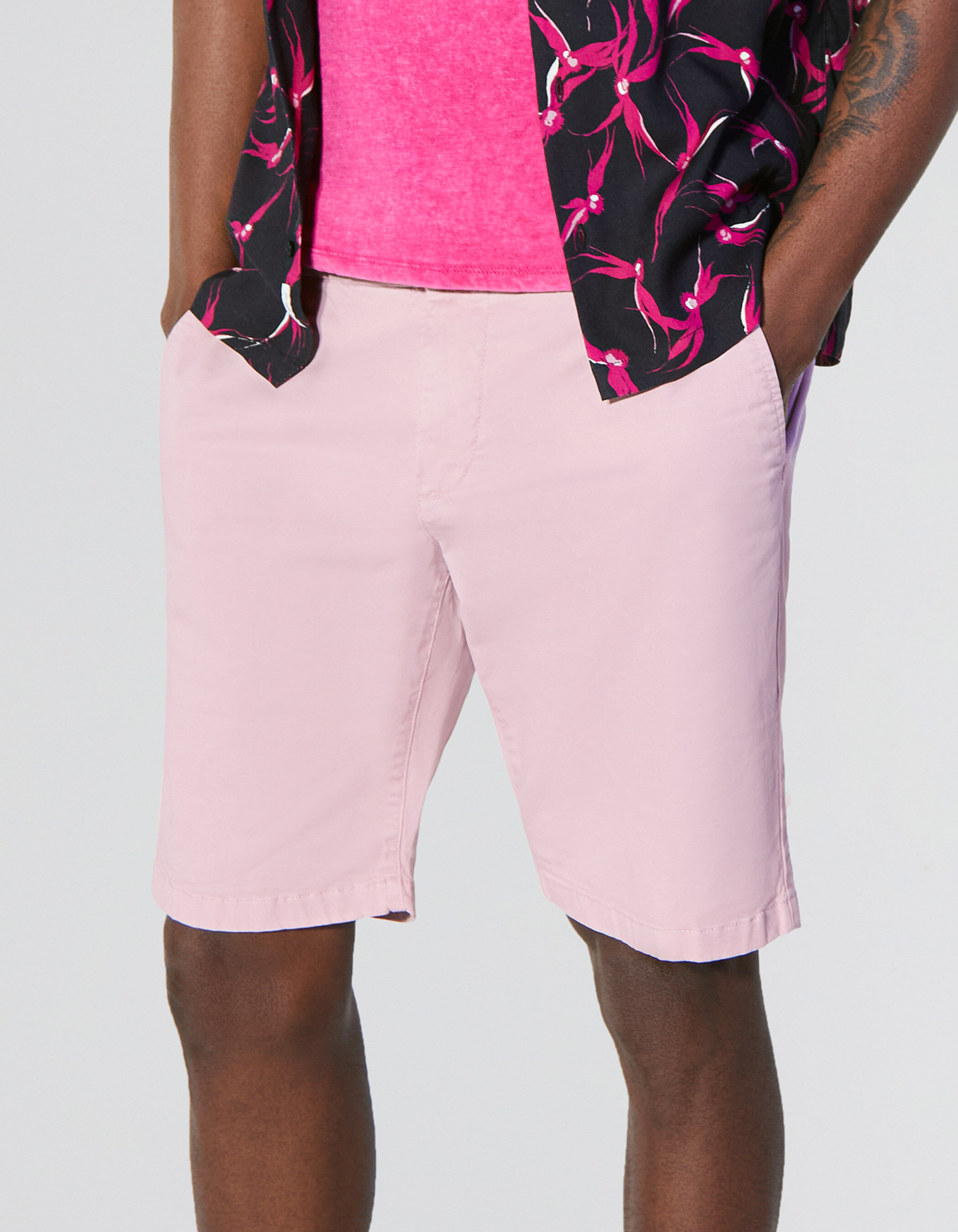 Men s pink CHINO Bermuda shorts