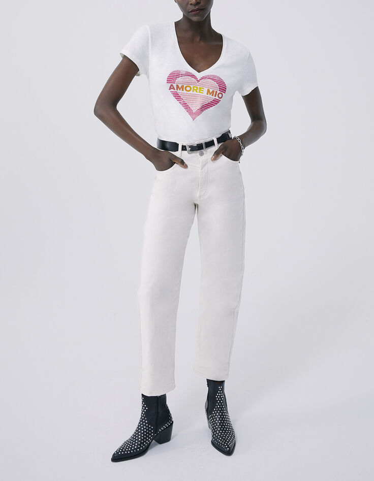 Women’s off-white T-shirt with slogan and heart image-7 Women’s off-white T-shirt with slogan and heart image-7
