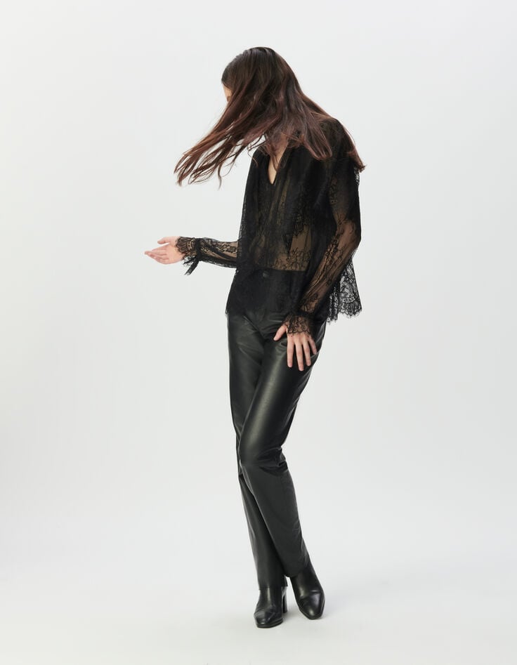 Blouse noire dentelle large volant Femme-2 Blouse noire dentelle large volant Femme-2