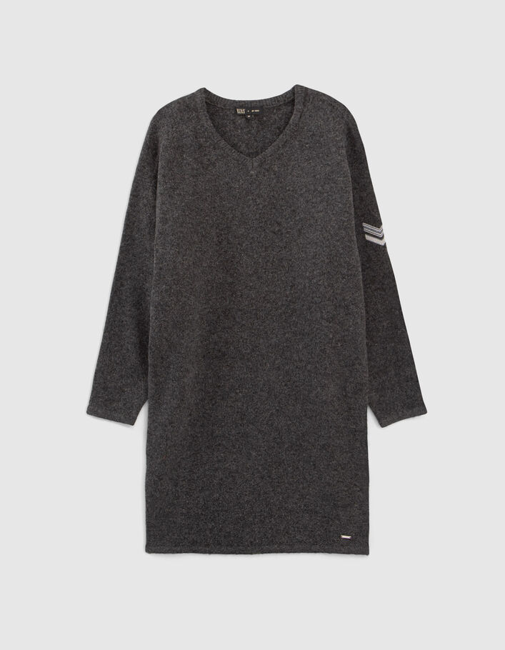 Graues Mädchenstrickkleid mit Fischgrätenstickerei-1