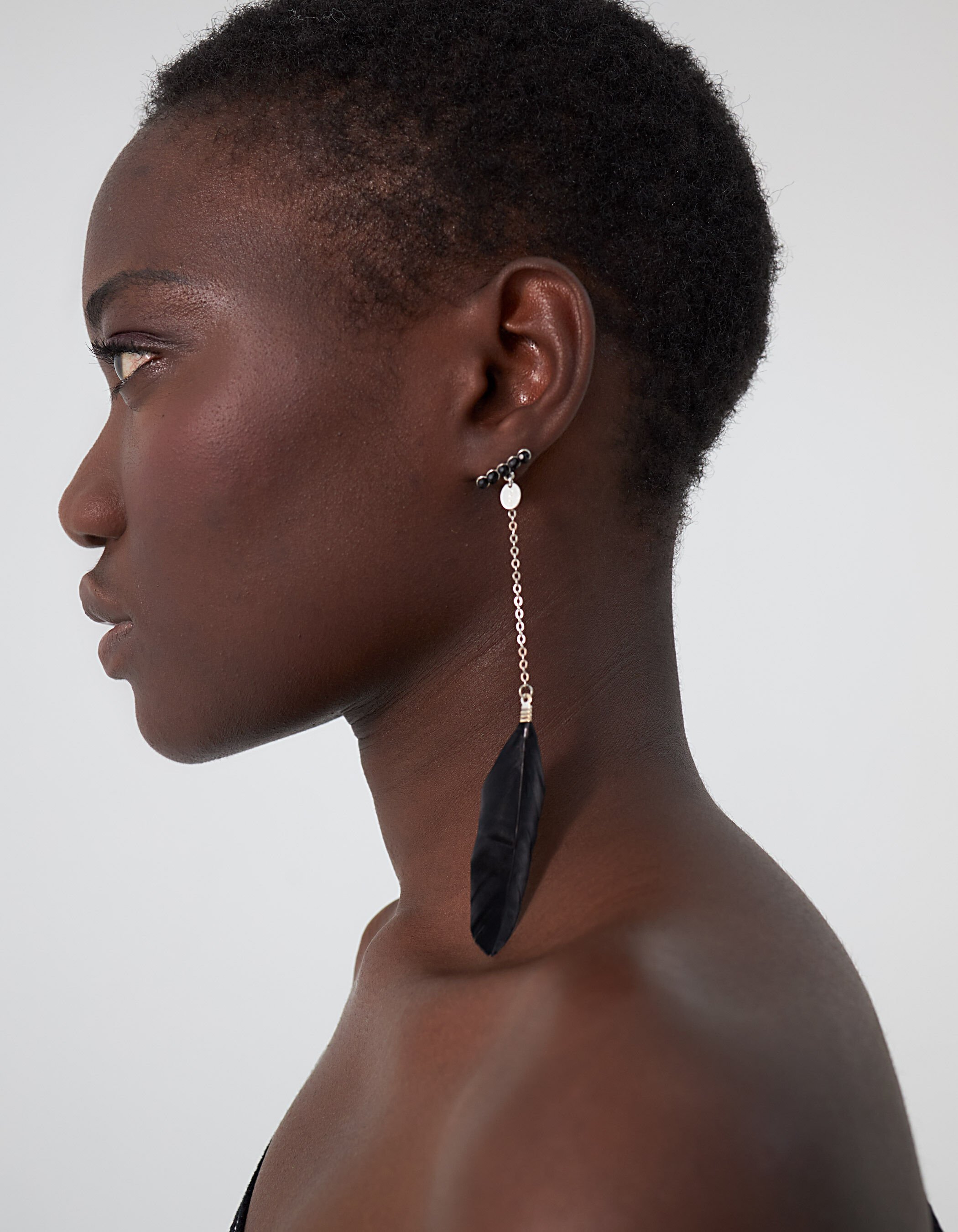 Boucles d oreilles plume et strass bijoux noirs femme IKKS