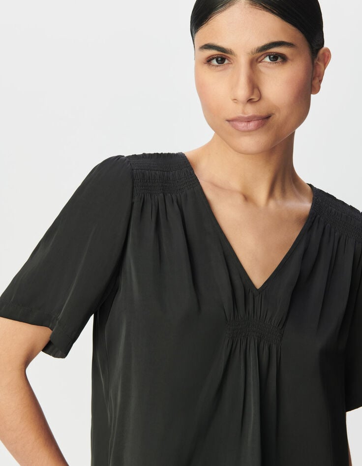 Schwarzes Damensatin-Top mit kurzen Ärmeln, Smocks-4 Schwarzes Damensatin-Top mit kurzen Ärmeln, Smocks-4